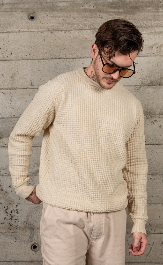 SWEATER ESSENCE